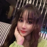 肤白胸大纯天然，身材火辣性感小姐姐